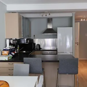 https://dinbnb-apartments-3-bedrooms.hotelsinbergen.net