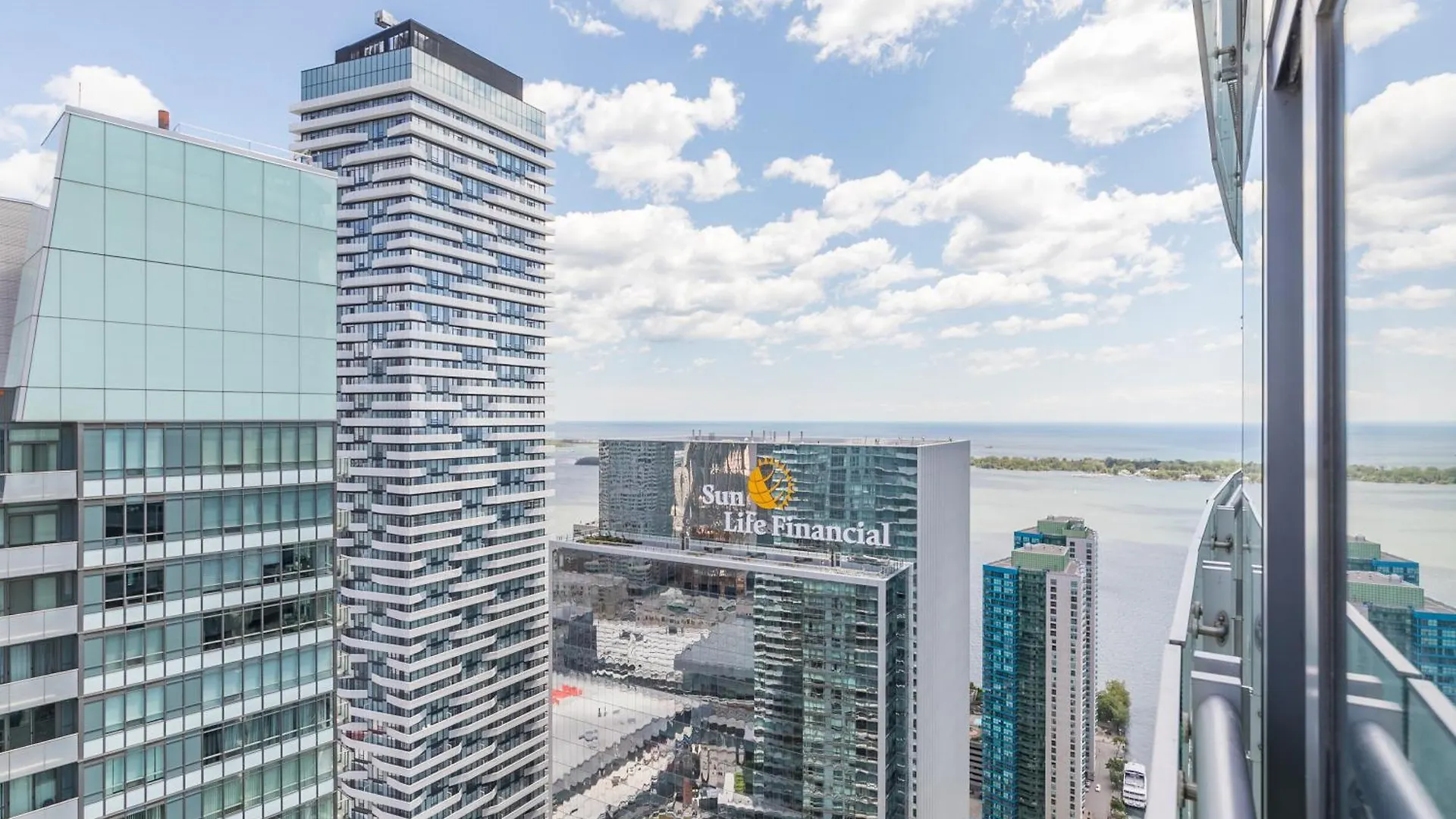 Globalstay Gorgeous Downtown Apartment Toronto 0*,  Canada