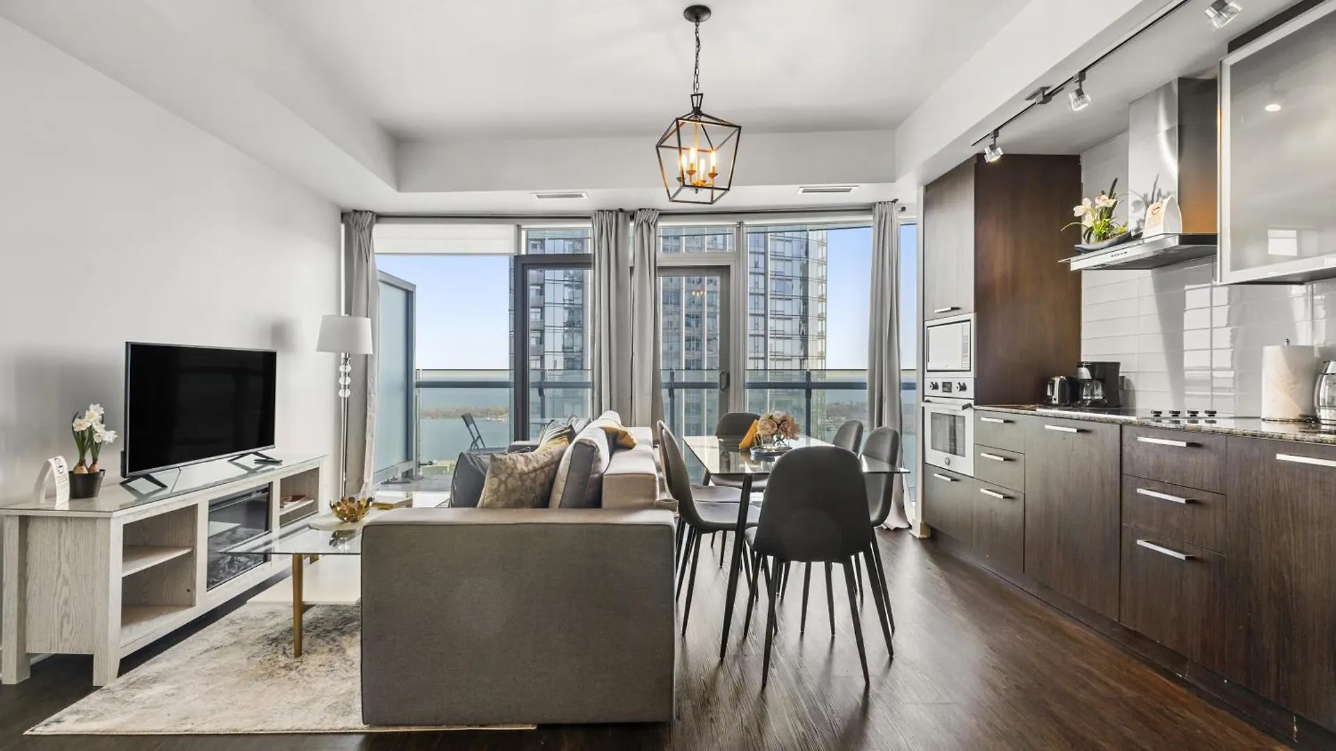 Globalstay Gorgeous Downtown Apartment Toronto 0*,